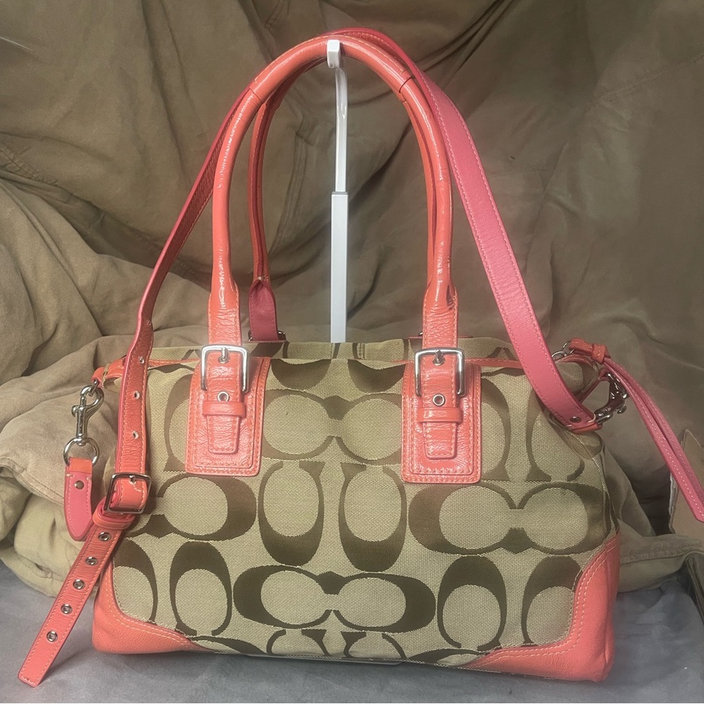 Coach Hamptons Signature Crossbody Bag Beige/pink D1020-F15670